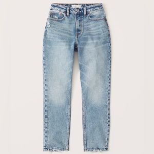 Abercrombie Curve Love The Mom High Rise Acid Wash Jeans